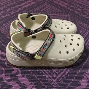 Crocs classic hiker clog bone M 7 W 9